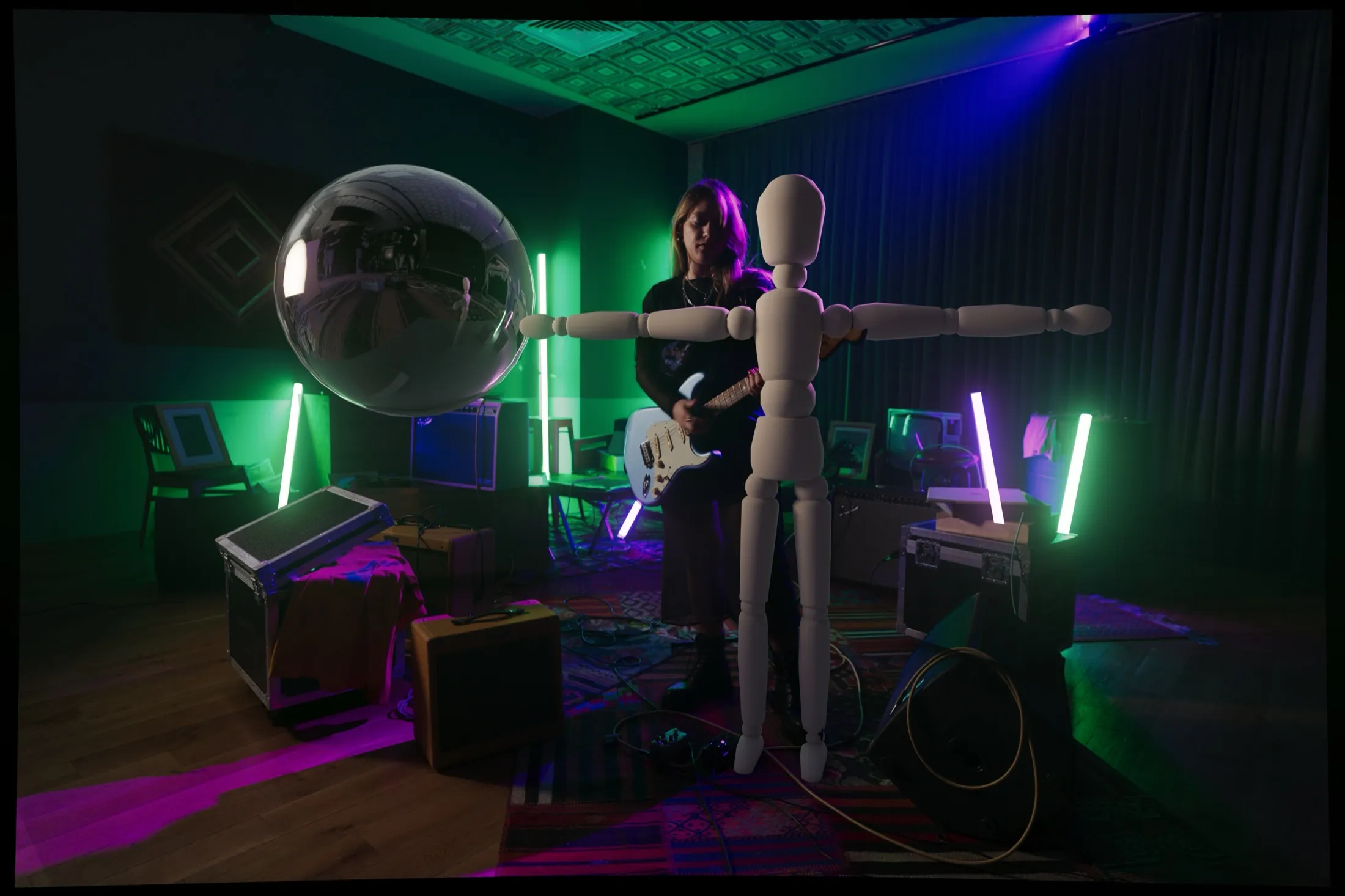 KAFT × Fender — Neon lookdev
