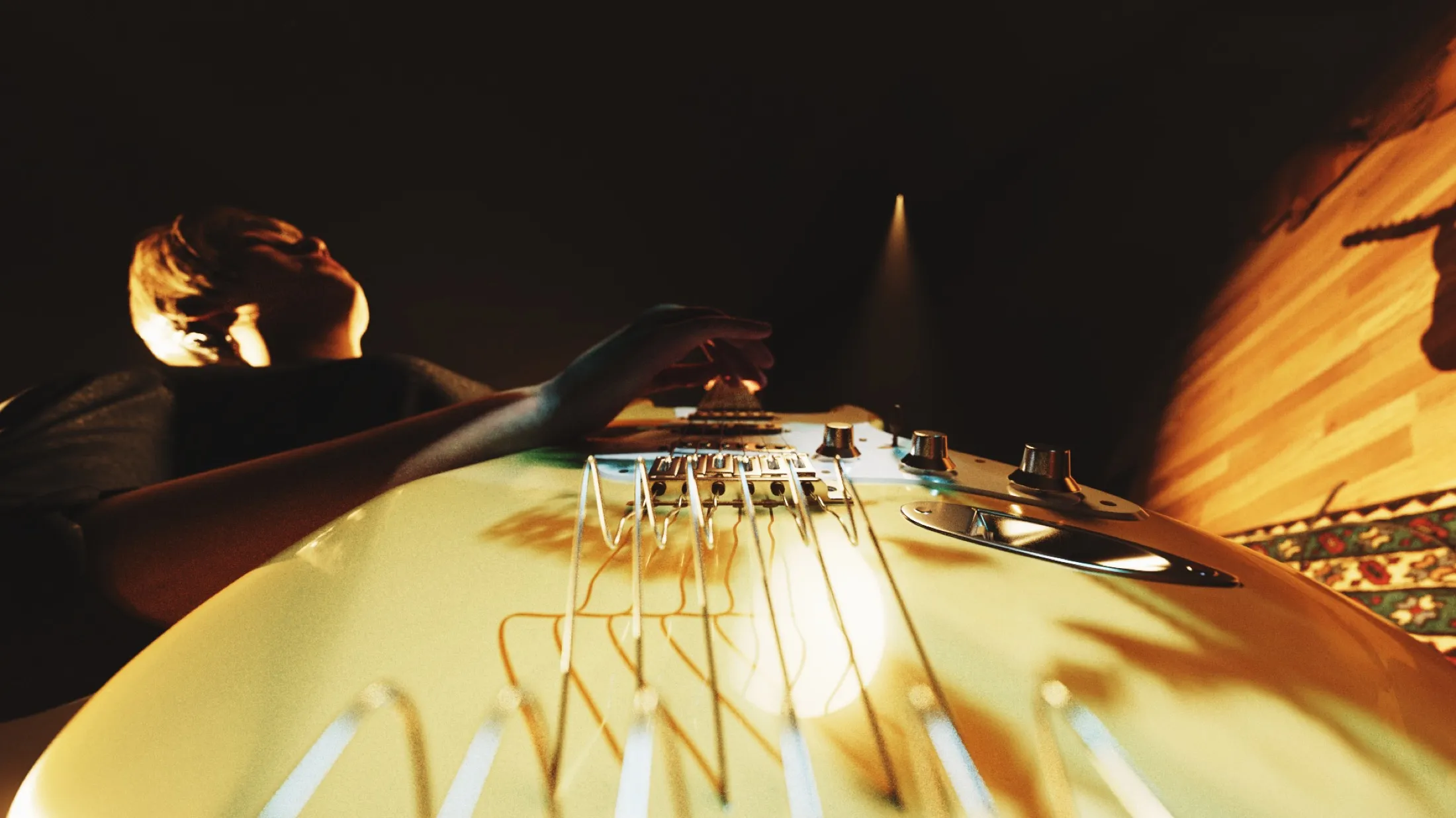 KAFT × Fender — Guitar macro