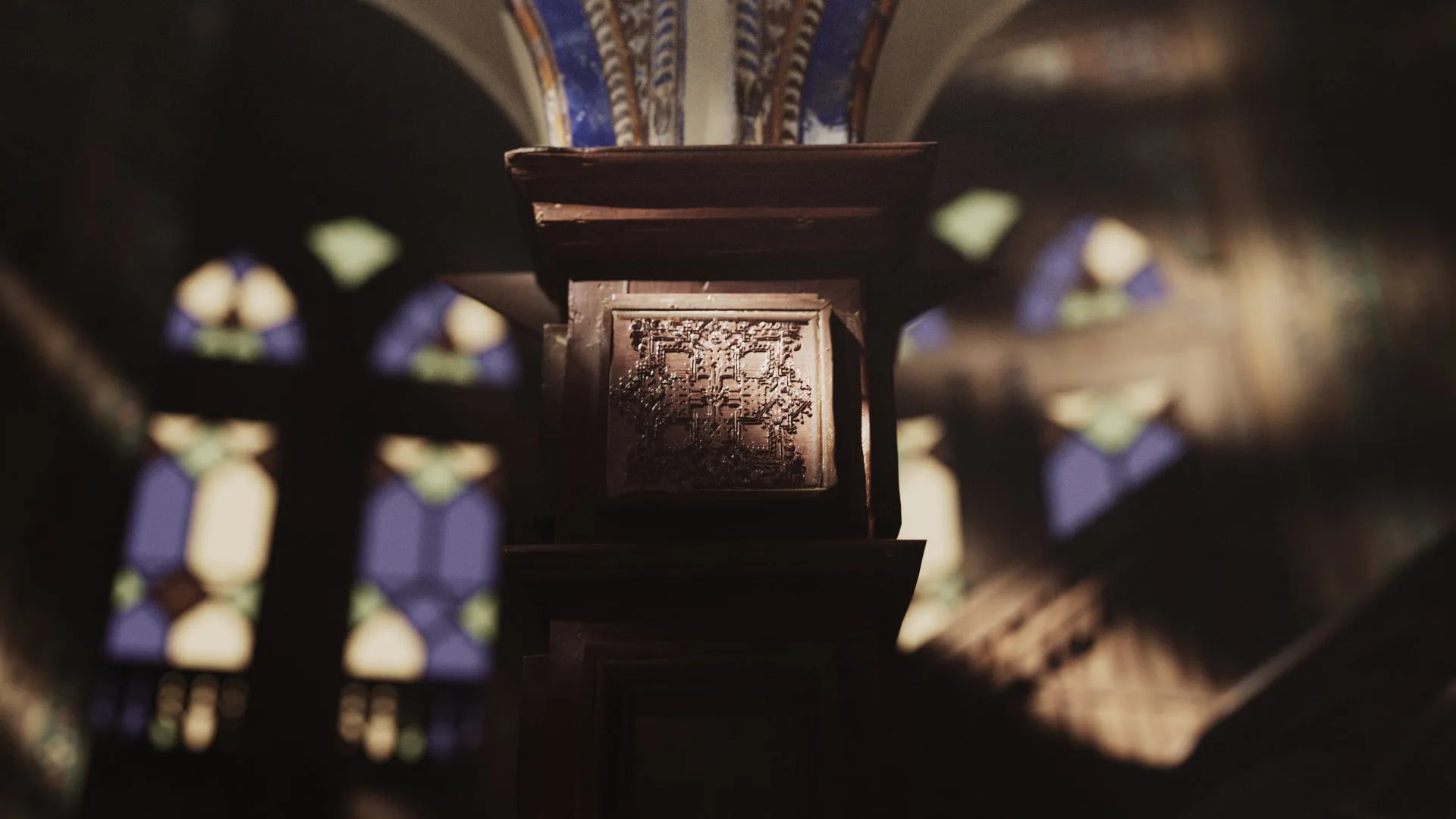 Golden Opulence — Main Titles — design frame 5
